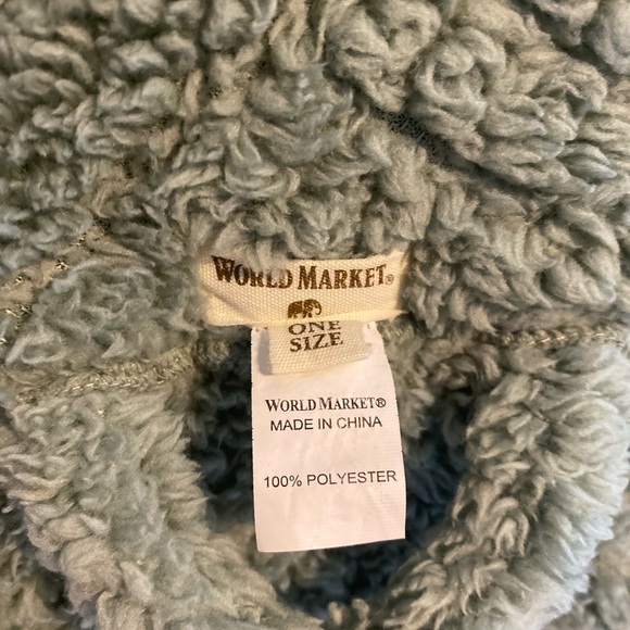 World Market Soft Robe - Picture 2 of 5